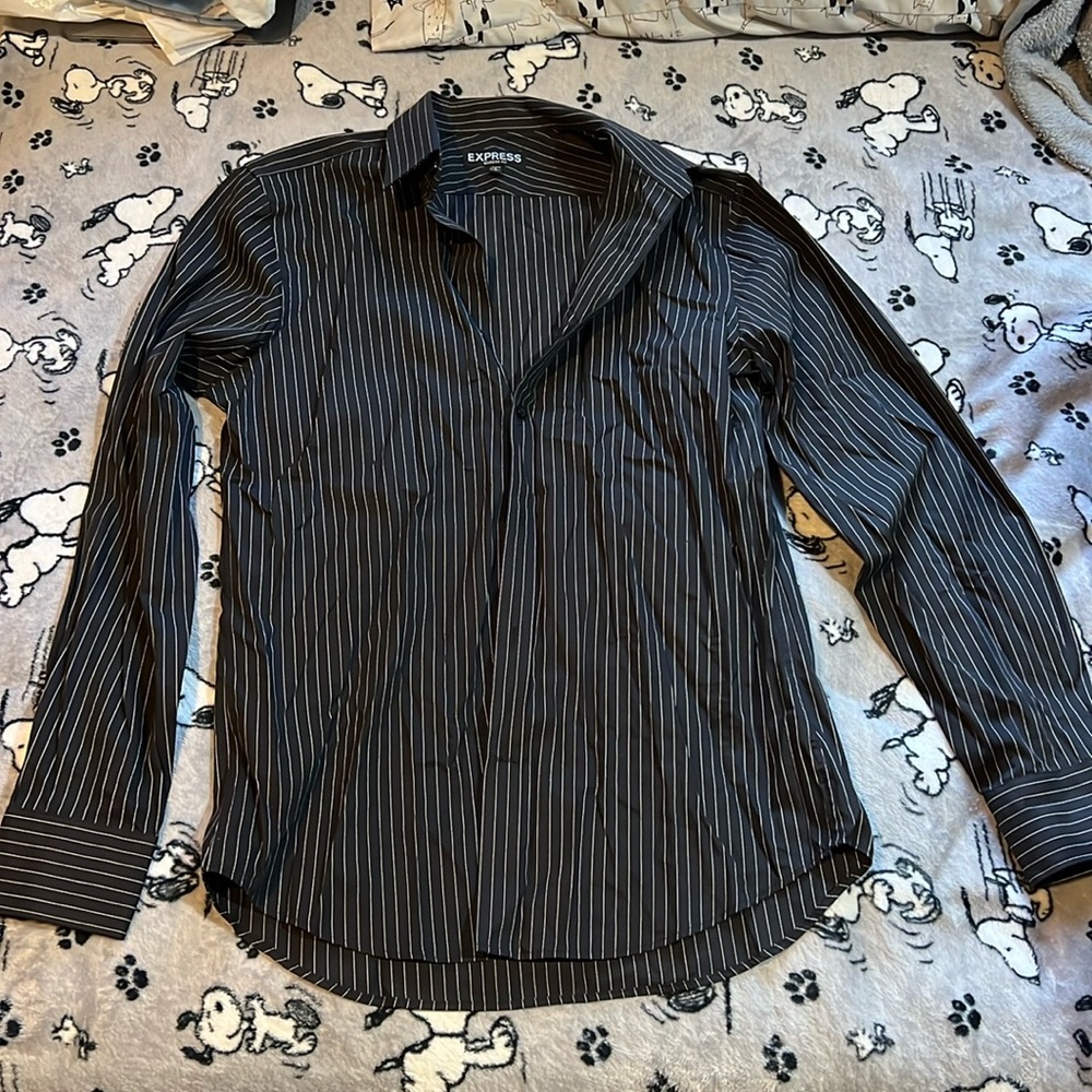 Black & White striped Express Men’s Button-Down | Size: S